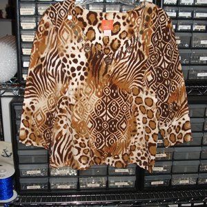 Hearts of Palm Knit Stretchy 3/4 Sleeve Top Animal Print with Button Decor